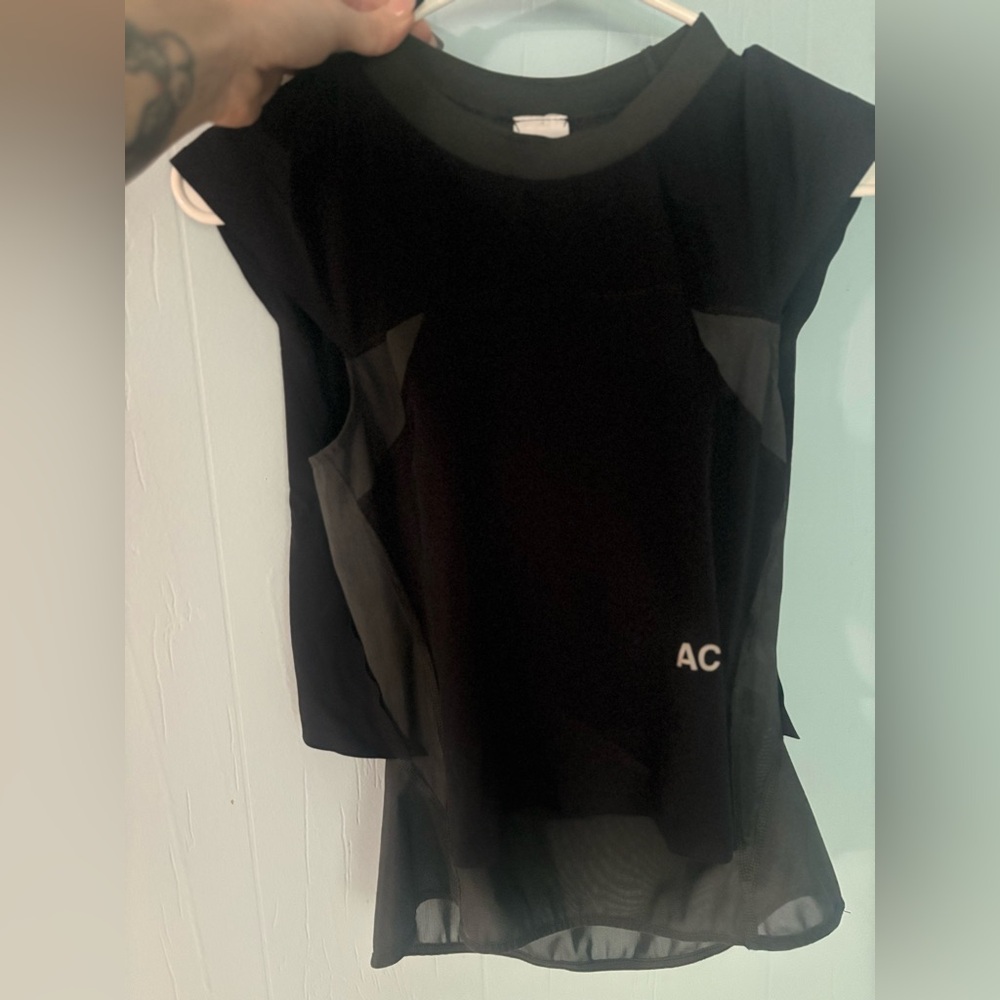 Nike Nikelab Women’s ACG top